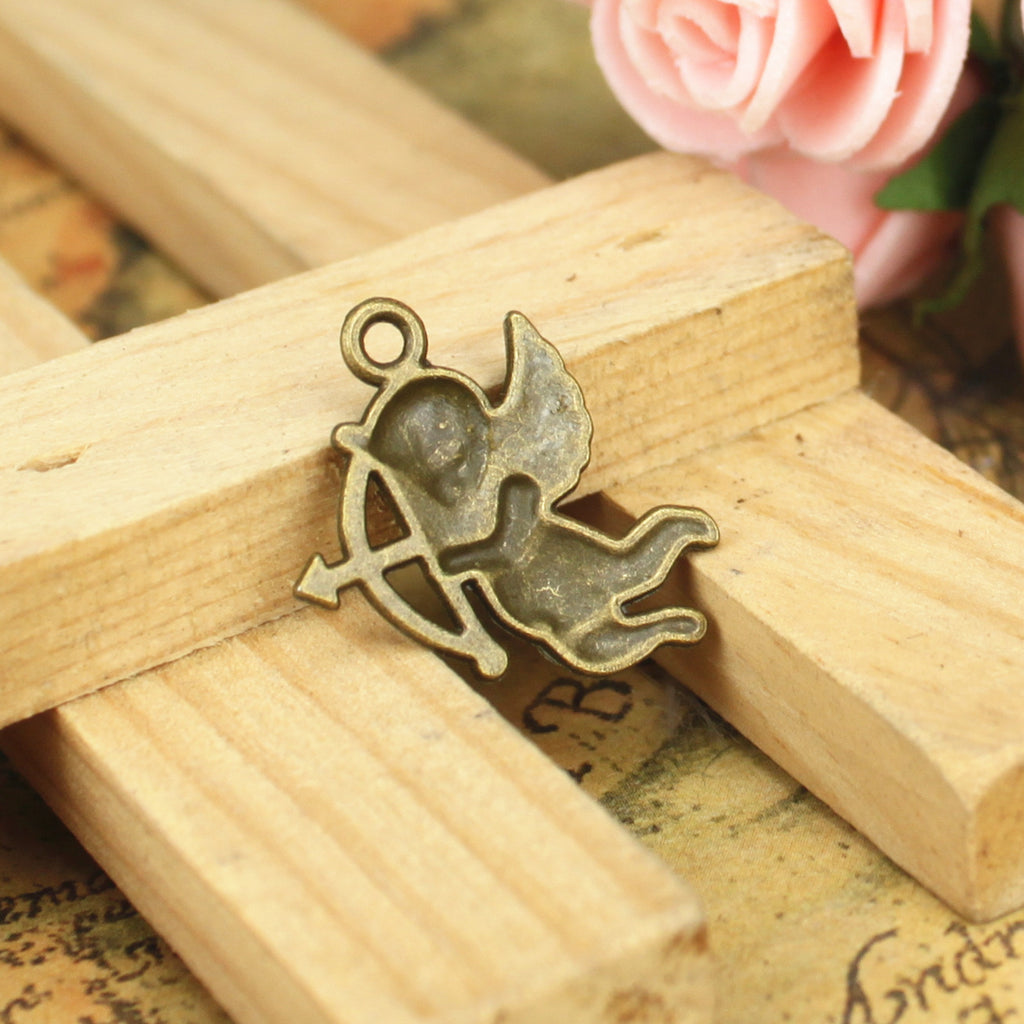 Vintage Cupid Arrow Alloy Charm Pendant 22x16mm