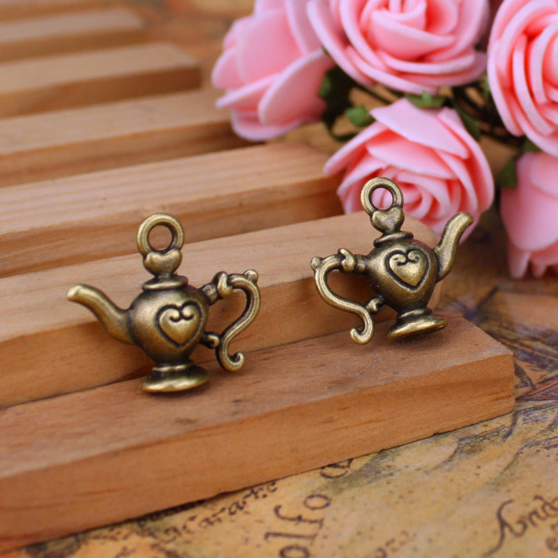 21x19mm Vintage Alloy Heart Flask Charm Pendant