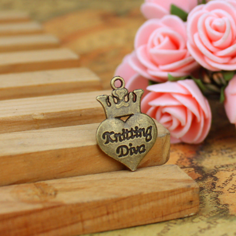 23x16mm Alloy Crown Heart Charm Pendant