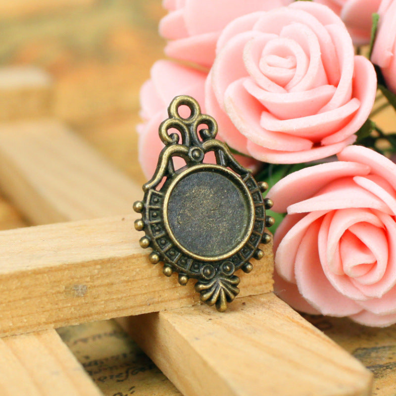 26x18mm Vintage Alloy Bezel Setting Pendant for 10mm Cabochon