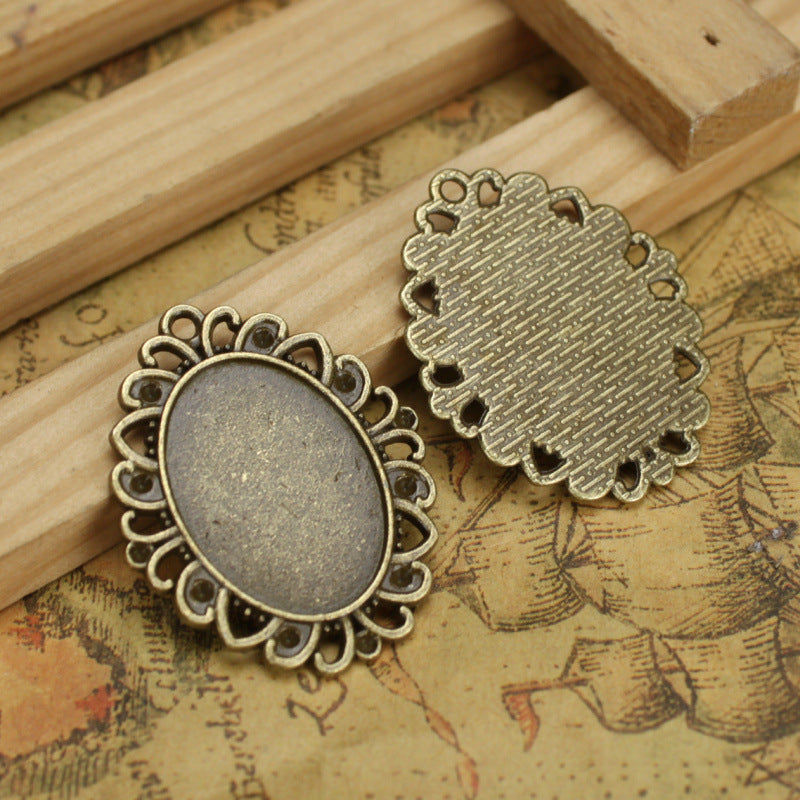 25x18mm Oval Alloy Bezel Setting with Lace Edge