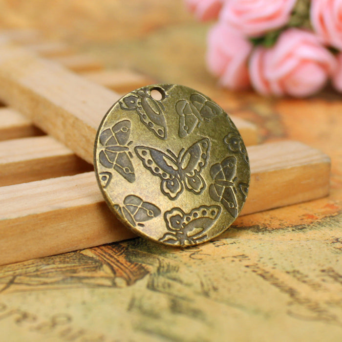30mm Vintage Butterfly Alloy Round Charm Pendant
