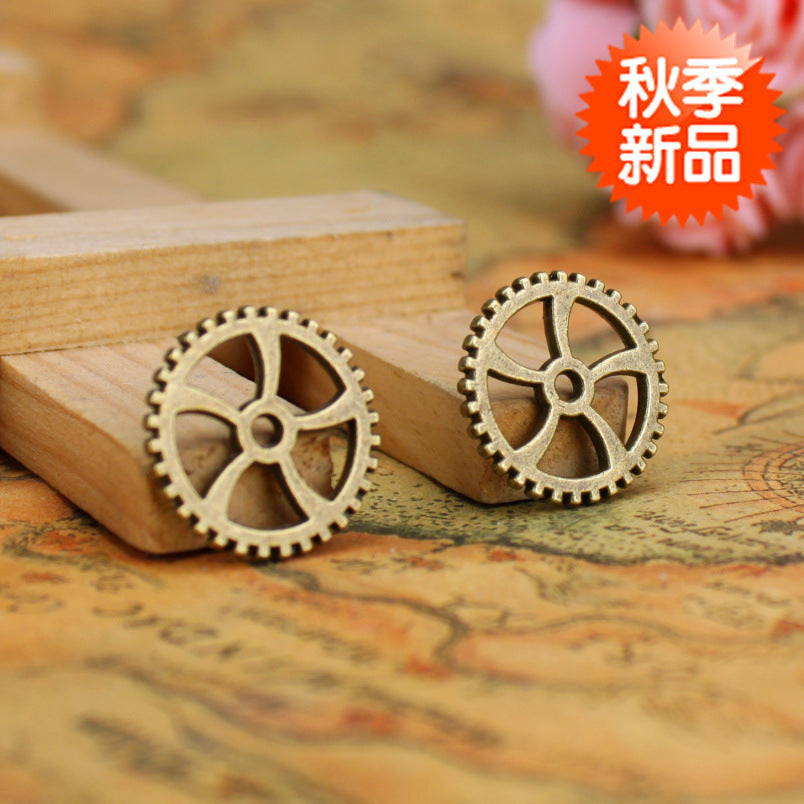 Vintage Alloy Gear Watch Movement Wheel Charm Pendant 18mm