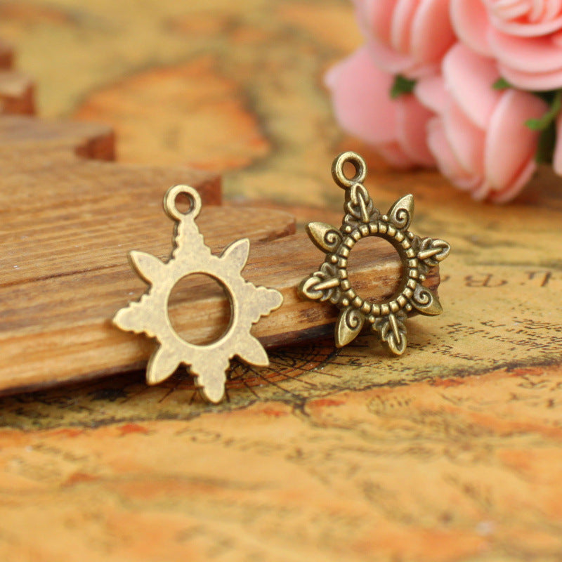 19mm Hollow Sunflower Alloy Charm Pendant