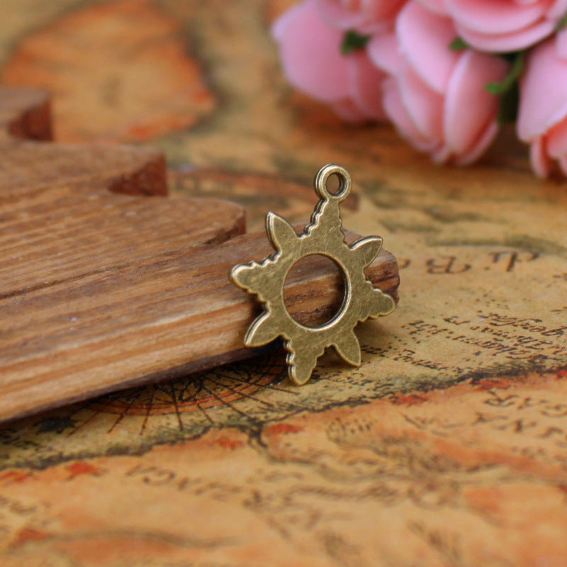 19mm Hollow Sunflower Alloy Charm Pendant