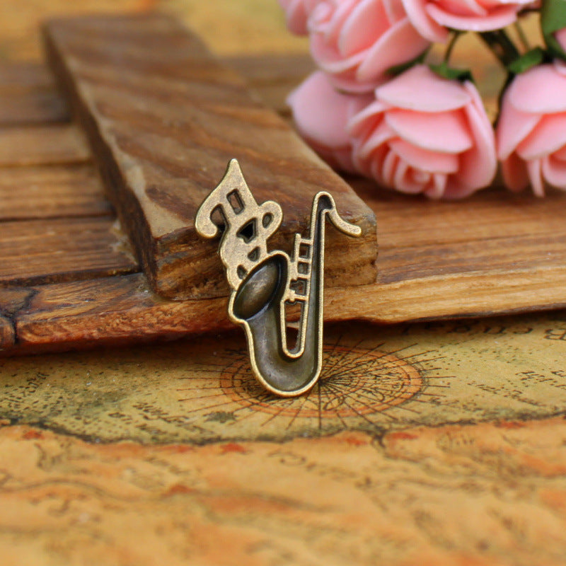 Vintage Saxophone Alloy Charm Pendant 27x21mm