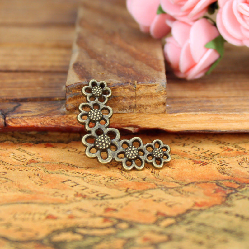 33x19mm Alloy Five-Petal Flower Charm Pendant