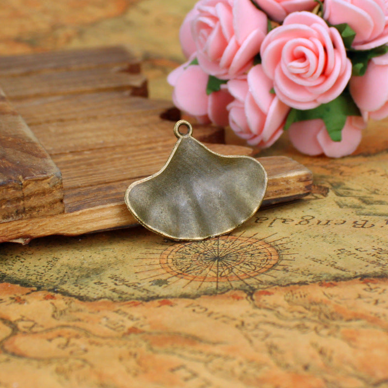 34x27mm Ginkgo Leaf Alloy Charm Pendant