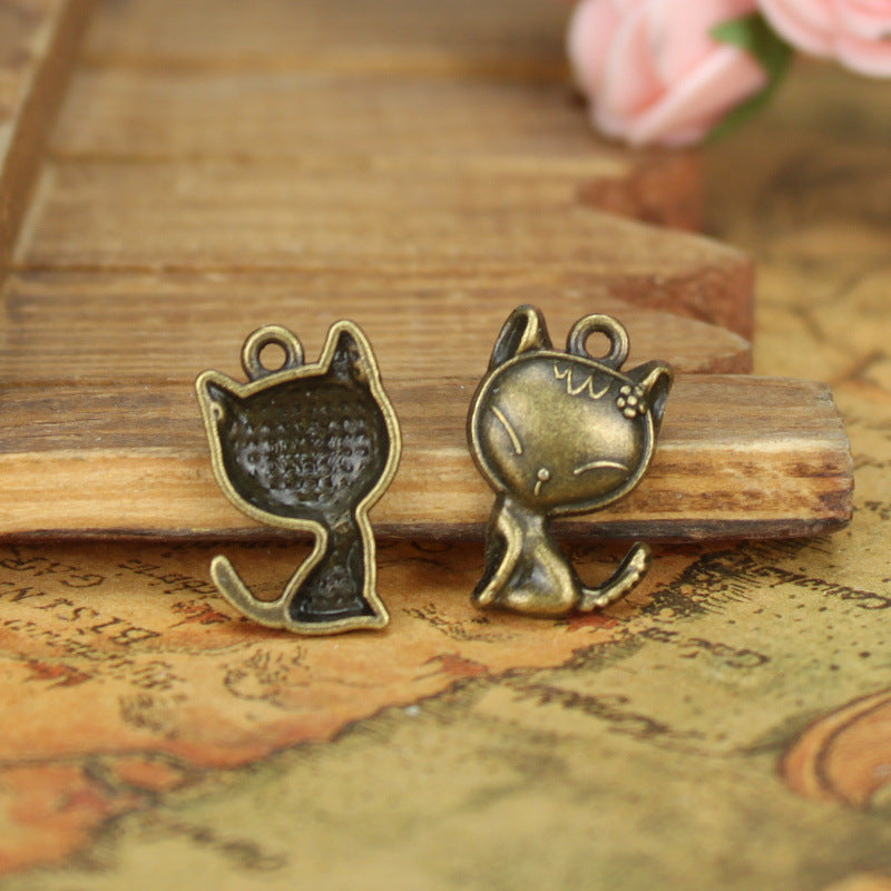 20×15mm Cute Cat Alloy Charm Pendant