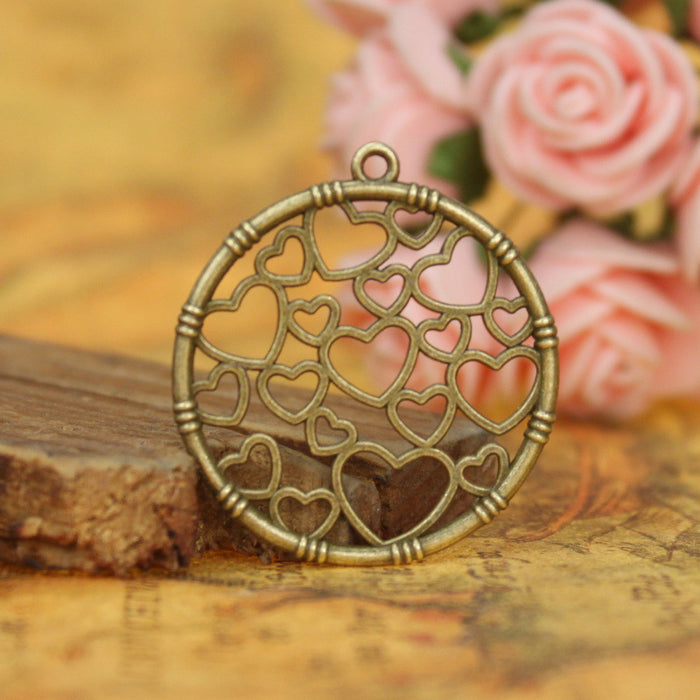 Hollow Round Heart Link Alloy Charm Pendant 32mm
