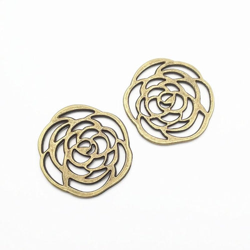 Closer view of the flat spiral flower made from open petal outlines