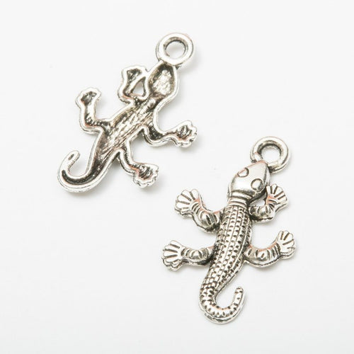 Spotted Lizard Charm front and reverse details on a white background