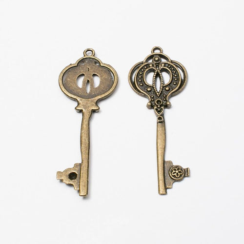 Ornate Skeleton Key metal design front and back view on a light background