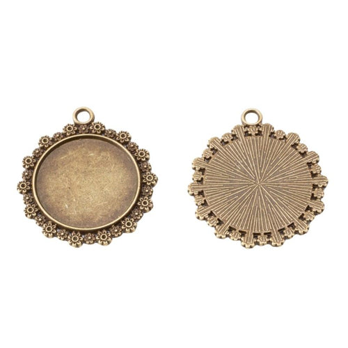 Product photo 2 of the floral round cabochon setting highlighting its round recessed tray framed by tiny raised flowers