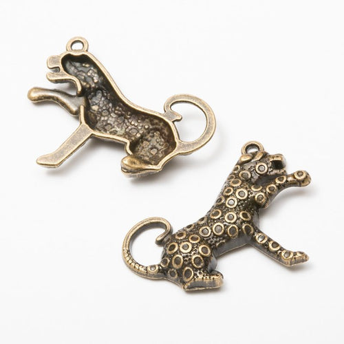Leaping Leopard metal design front and back view on a light background