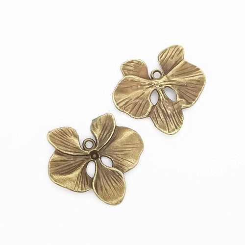 Close view of the front details on four petal flower connectors