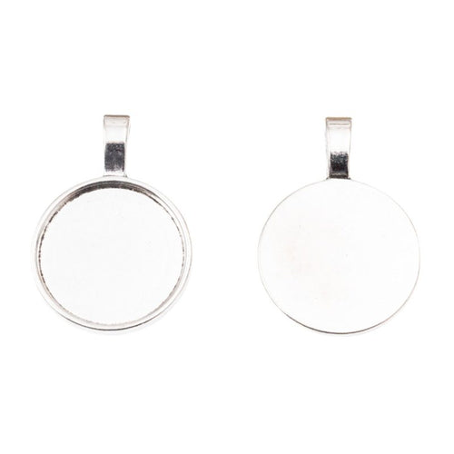 Closer view of the plain round recessed setting with a flat hanging bail
