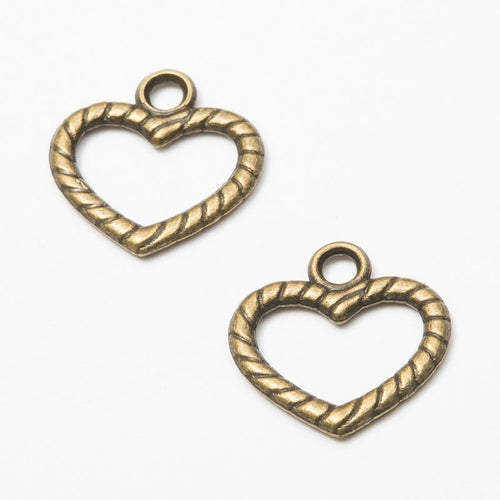 Front and reverse view of the rope edge heart charm