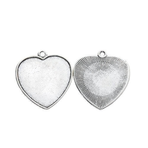 Close view 2 showing the shape and finish of the heart pendant tray