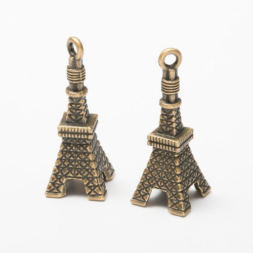 Dimensional Eiffel Tower Charm front and reverse details on a white background