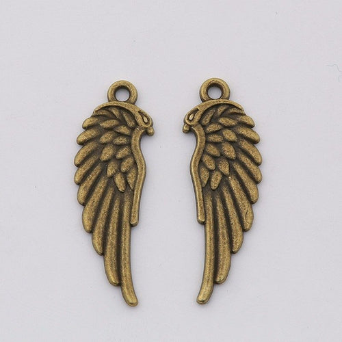 Additional front and reverse view of the long wing charm