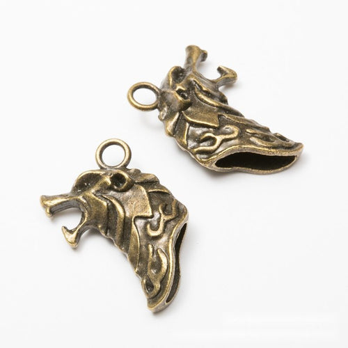 Wolf Head Charm front and reverse details