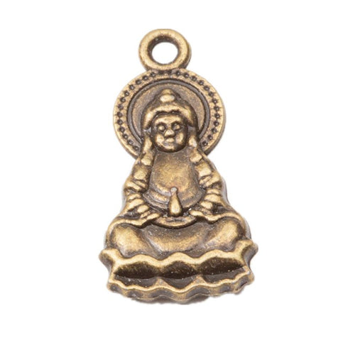 Closer view of the seated Guanyin figure on a layered lotus base