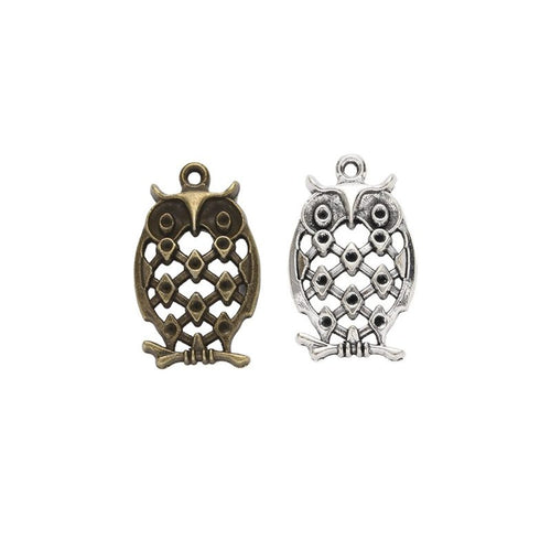 Filigree Owl Charm front and reverse details on a white background