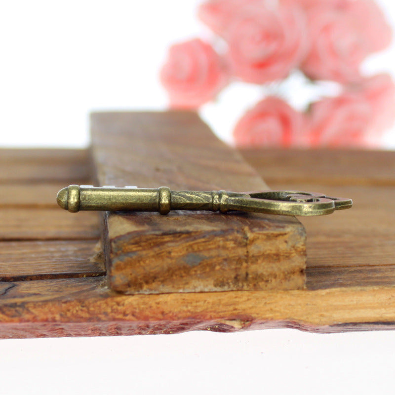45x18mm Antique Finish Heart Key Charm Pendant