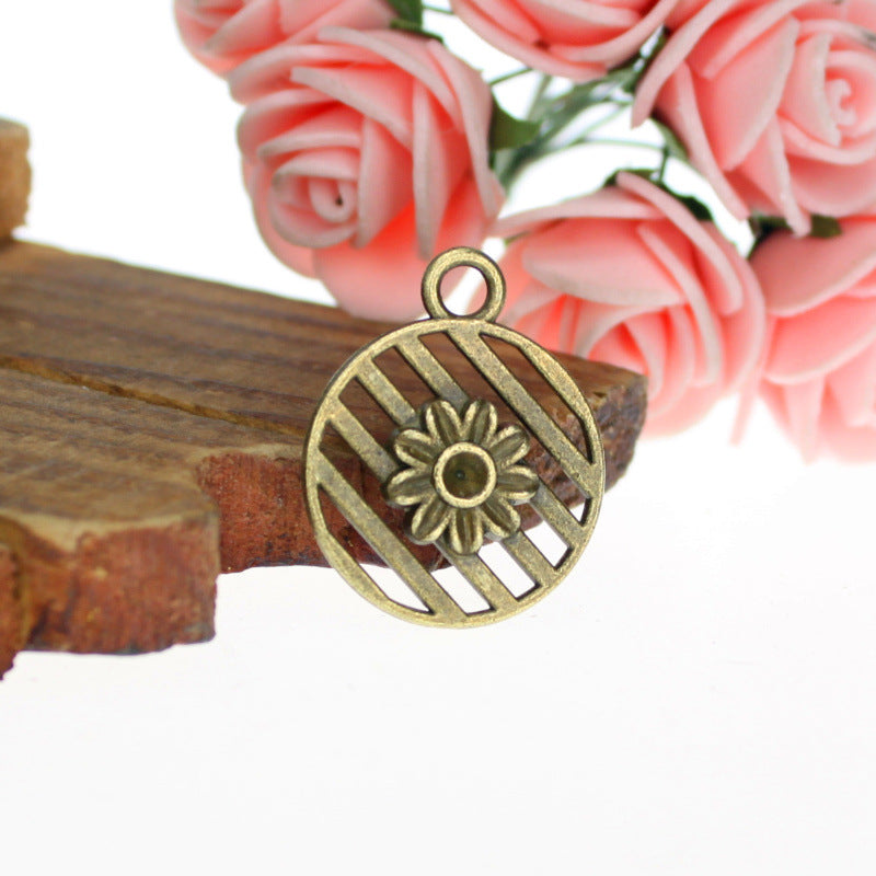 21mm Vintage Striped Round Alloy Charm Pendant