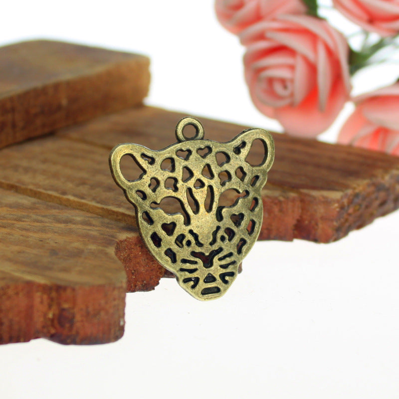 28x26mm Hollow Leopard Head Alloy Charm Pendant