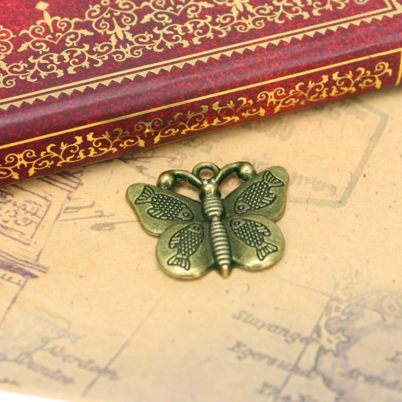 Patterned Fish Butterfly Alloy Charm Pendant 27x23mm