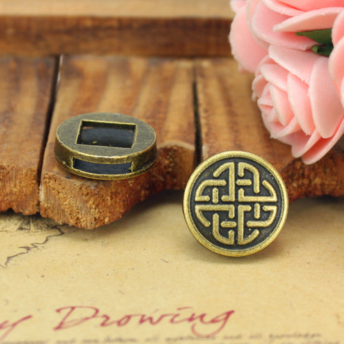 Closer view of the geometric knot large-hole spacer bead surface and openwork details