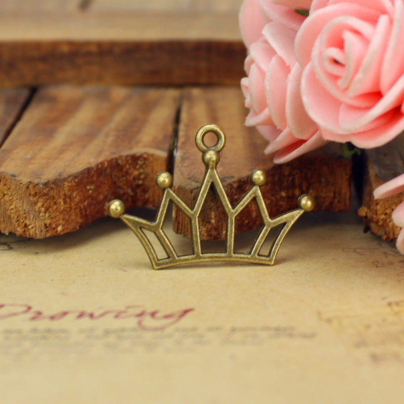 30x20mm Hollow Crown Alloy Necklace Charm Pendant