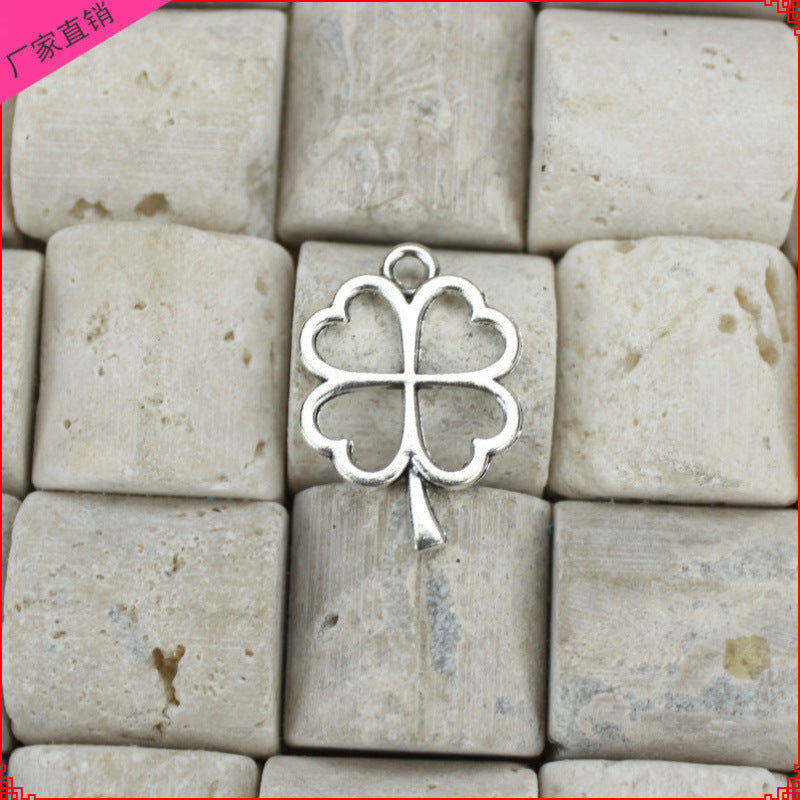 24×17mm Hollow Four-Leaf Clover Alloy Charm Pendant