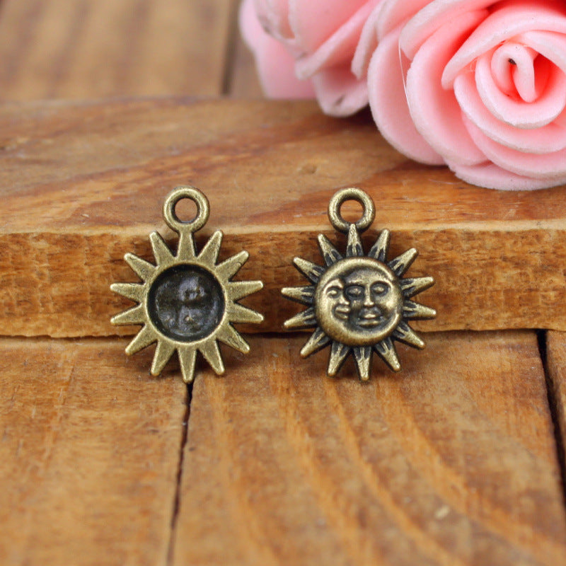 Mini Sun and Moon Alloy Charm Pendant 12mm
