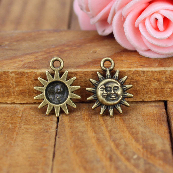 Mini Sun and Moon Alloy Charm Pendant 12mm