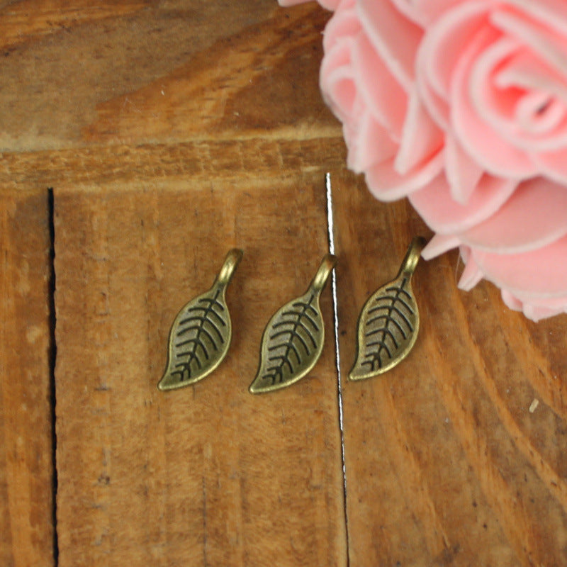 Vintage Alloy Leaf Charm Pendant 16x6mm