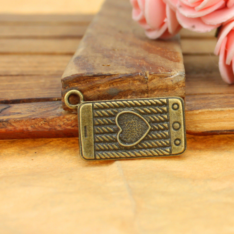 25x14mm Heart Alloy Charm for Phone Case DIY