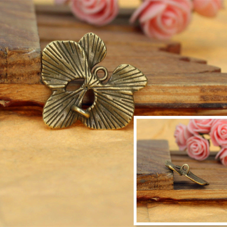 29x26mm Five-Petal Flower Alloy Charm Pendant