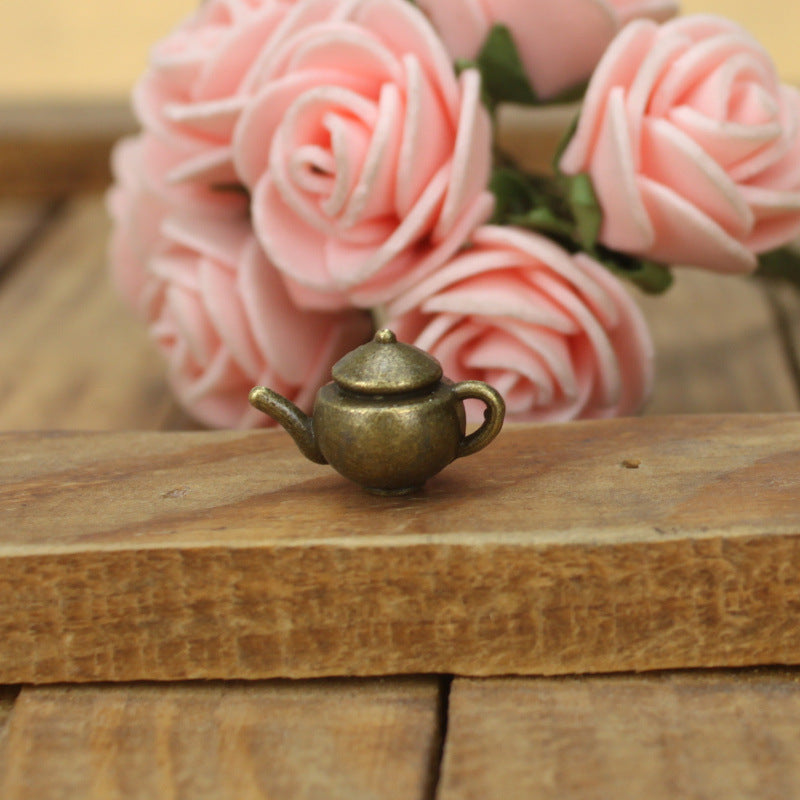 Vintage 3D Alloy Flask Charm Pendant 17x11mm