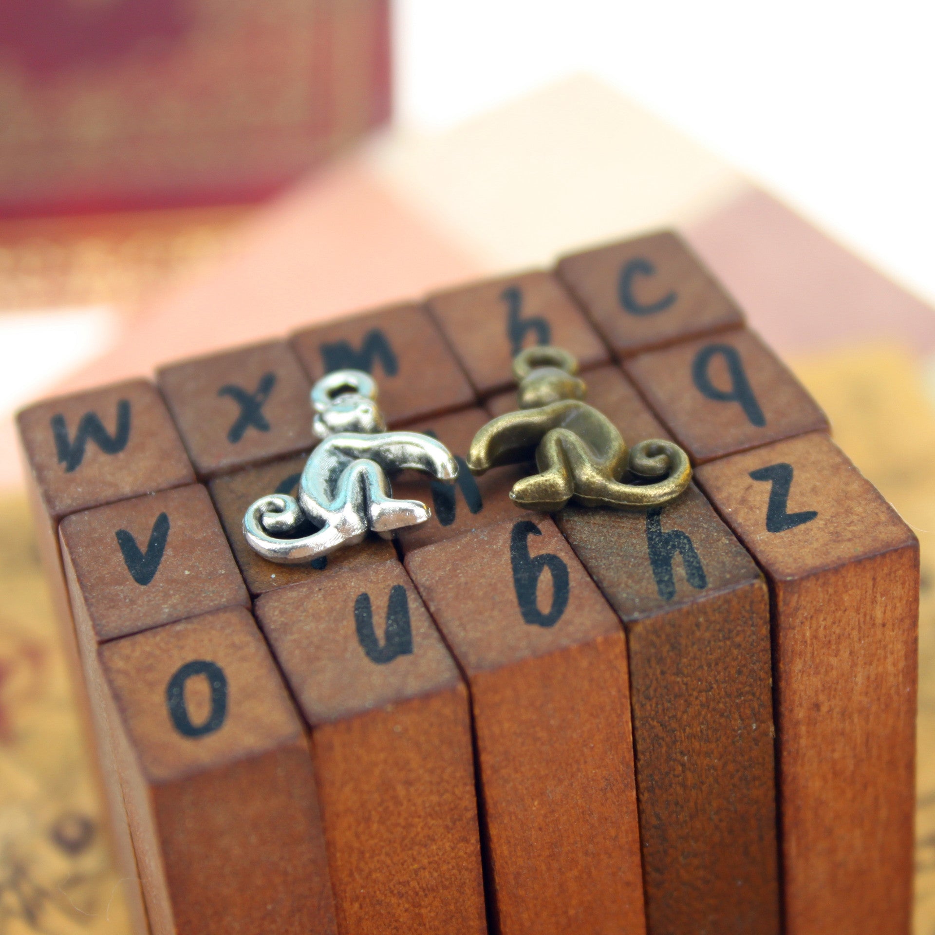 Double-Sided Monkey Alloy Charm Pendant 16x13mm
