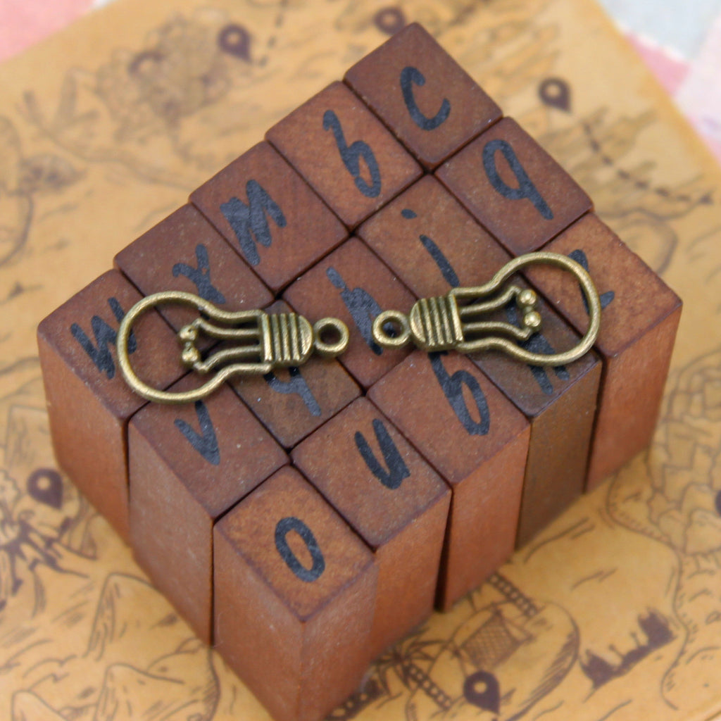 21x11mm Alloy Light Bulb Charm Pendant