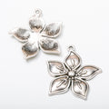 Zinc Alloy Flower Charm Pendant No.041982 for DIY Necklace Bracelet Jewelry Making view 3