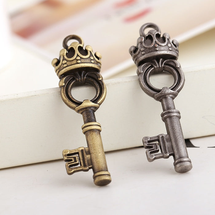 55x18mm Antique Bronze Key Alloy Necklace Pendant For DIY Handmade Jewelry Supplies