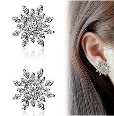 Elegant Christmas Snowflake Rhinestone Alloy Ear Cuff Studs Sparkling Zircon Party Jewelry Earrings