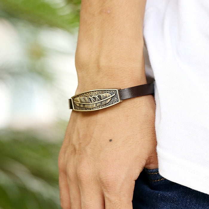 Korean Fashion Cowhide Wristband Punk Genuine Leather Bracelet With Vintage Metal Feather