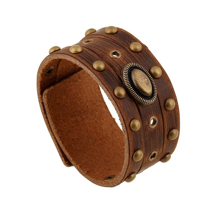European American Vintage Punk Rivet Cowhide Leather Bracelet Trendy Men's Stage Accessory