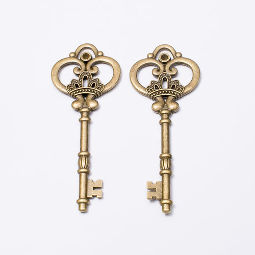 Zinc Alloy Crown Key Charm Pendant No.517811 for DIY Necklace Bracelet Jewelry Making