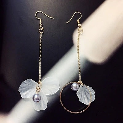 Elegant Asymmetric Translucent Flower Petal Tassel Alloy Hoop Drop Faux Pearl Long Dangle Earrings